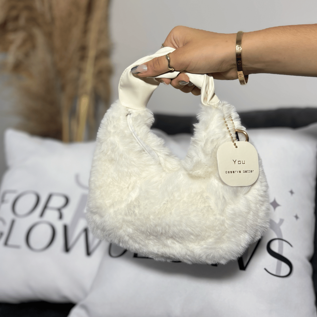 Bolsa Feminina Peluciada