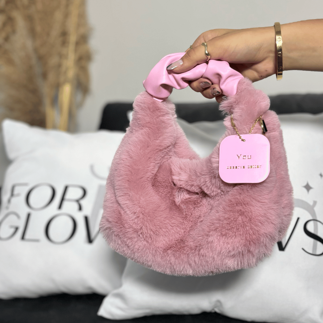 Bolsa Feminina Peluciada