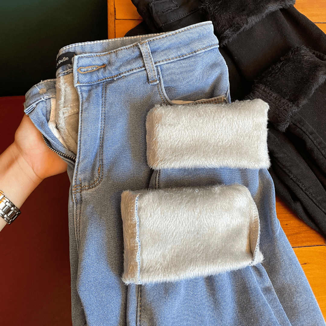 Calça Jeans Feminina com Elastano Peluciada