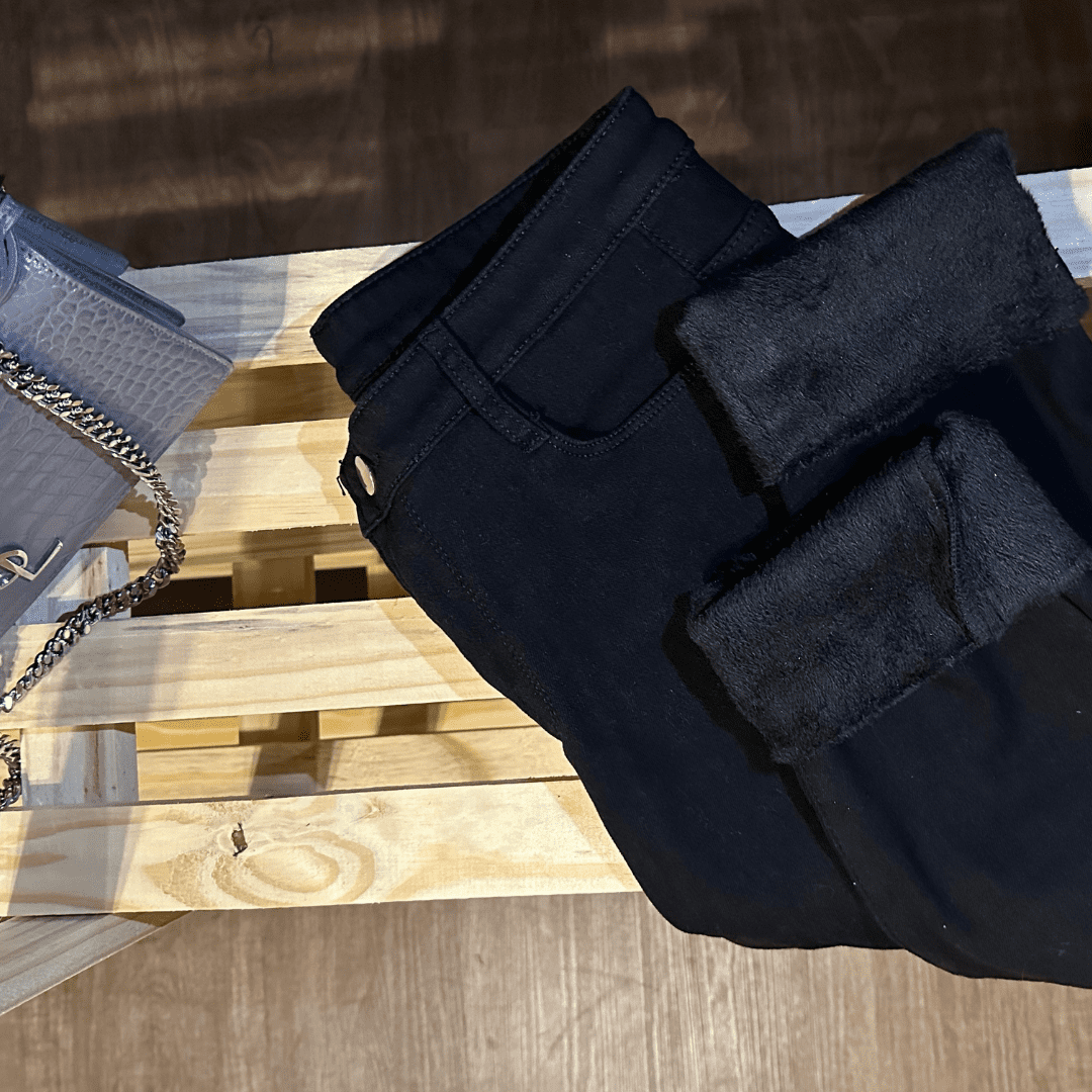 Calça Jeans Feminina com Elastano Peluciada